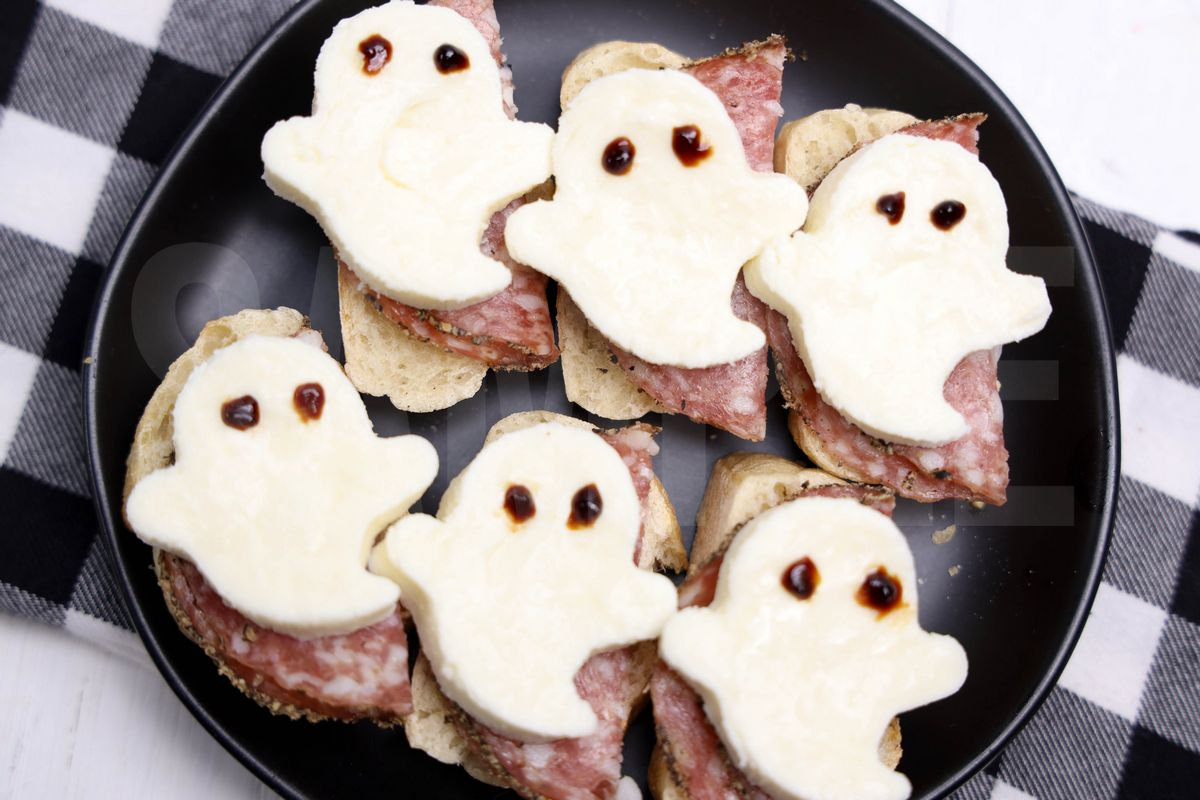 Ghost Salami Crostini - Set 4 - Image 4