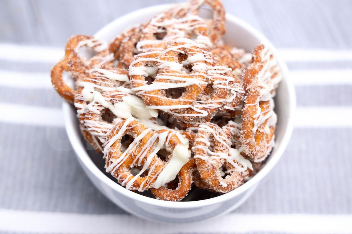 Cinnamon Roll Pretzels - Set 1 - Image 3