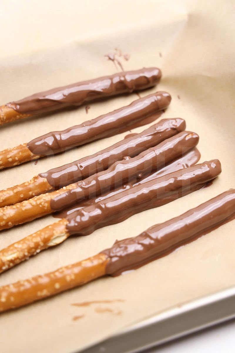Fall Sprinkle Pretzel Rods - Set 4 - Image 6