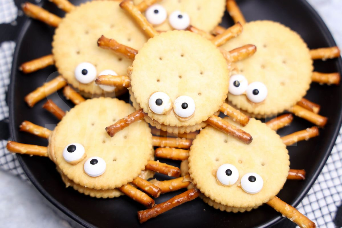 Spider Pretzels - Set 2 - Image 4