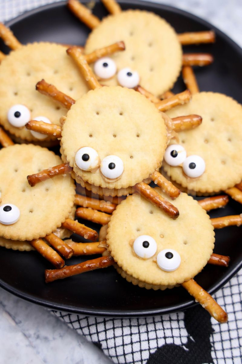 Spider Pretzels - Set 2