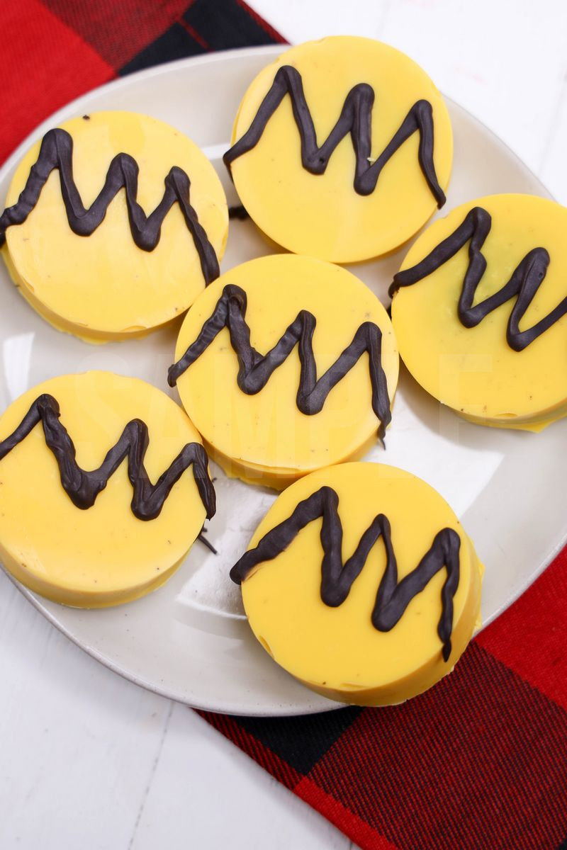 Charlie Brown Oreos - Set 4