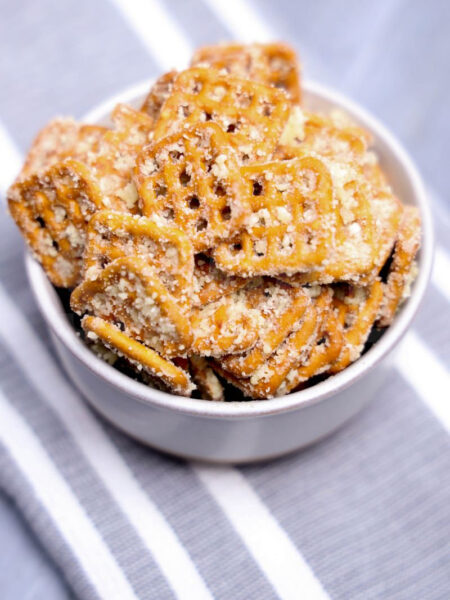 Garlic Parmesan Pretzels - Set 1