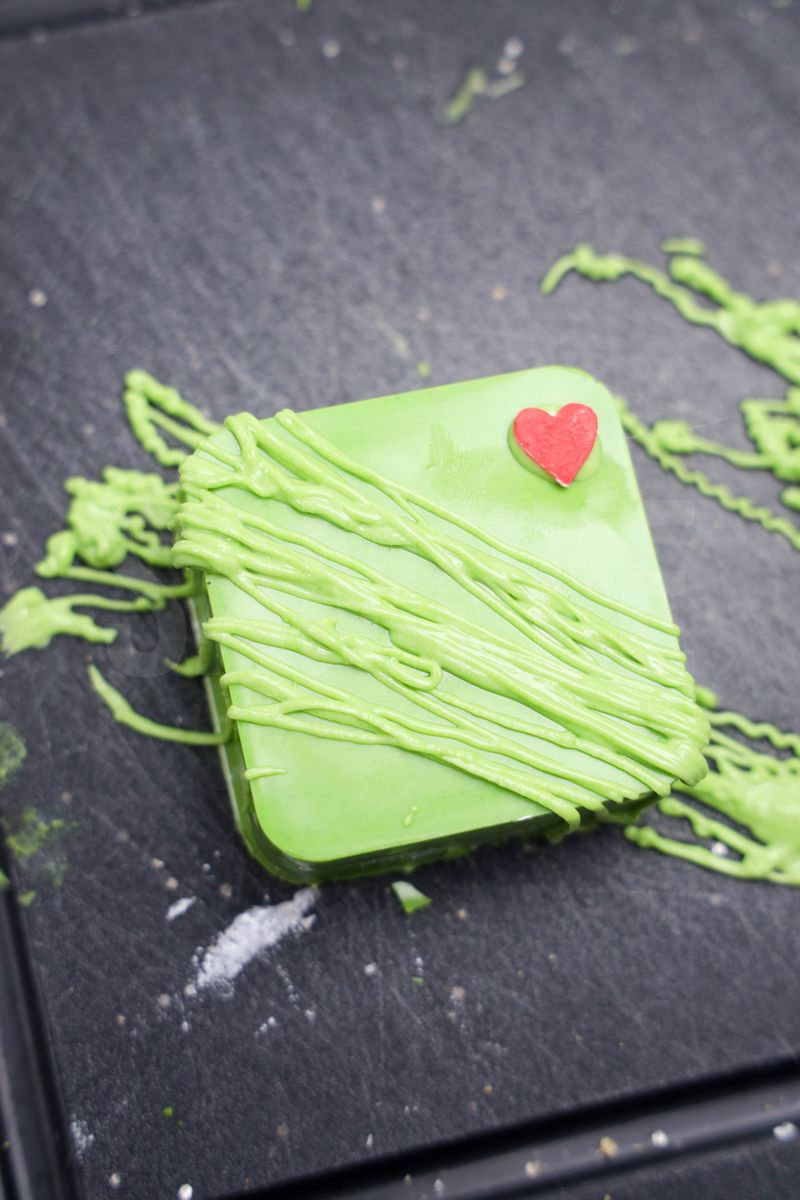 Grinch S'mores Bars - Set 3 - Image 5