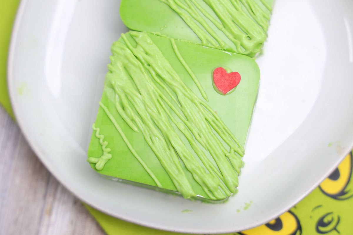 Grinch S'mores Bars - Set 3 - Image 3