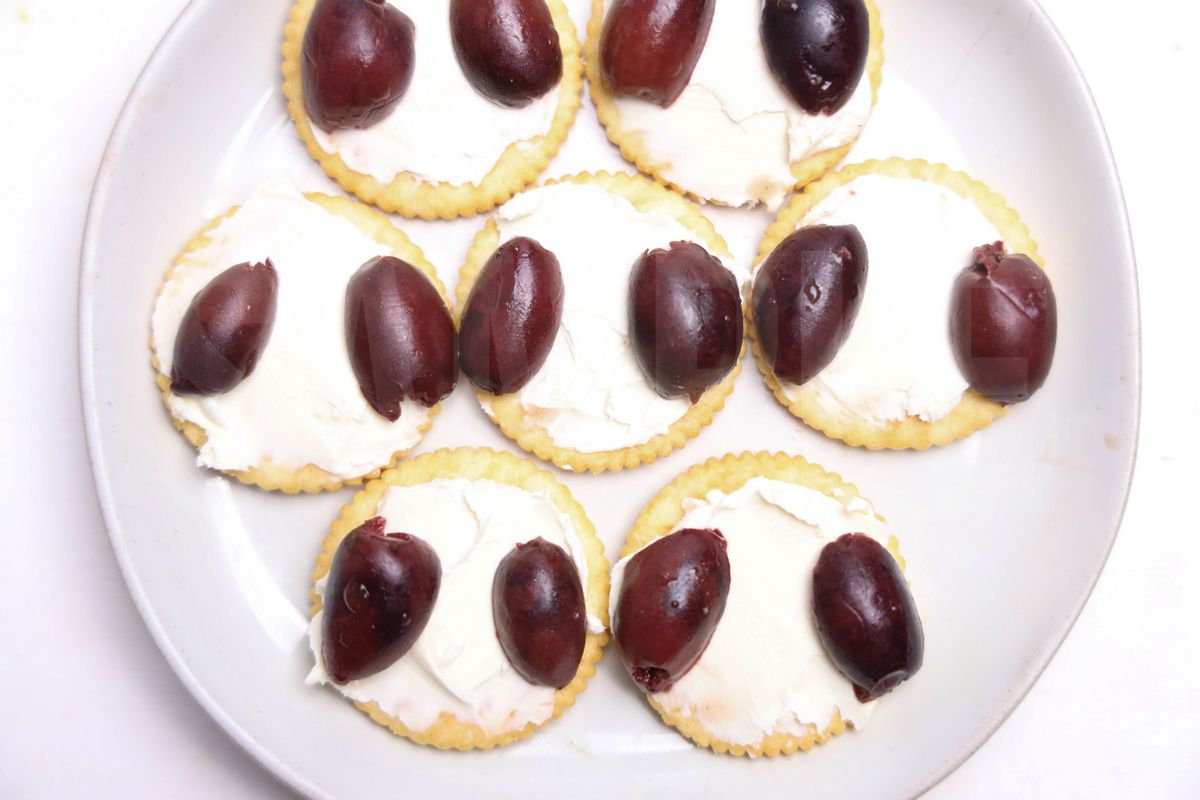 Penguin Crackers - Set 1 - Image 4