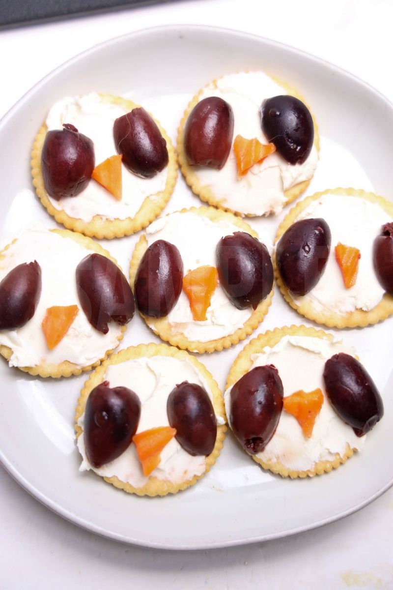 Penguin Crackers - Set 1 - Image 3