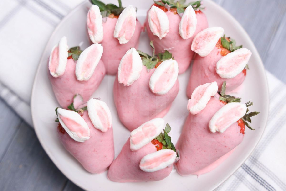 Strawberry Bunnies - Set 1 - Image 2