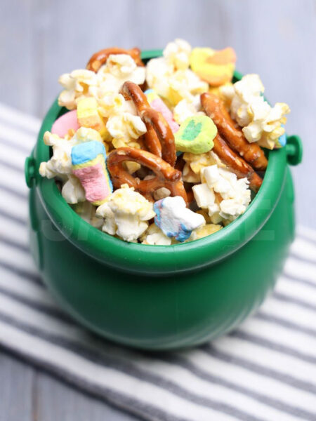 Lucky Charms Snack Mix - Set 1