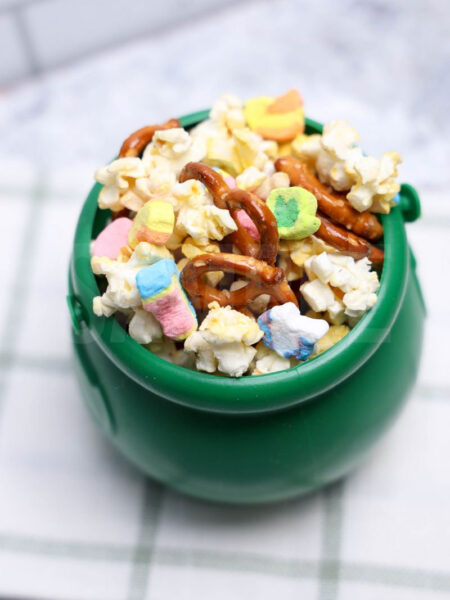 Lucky Charms Snack Mix - Set 2
