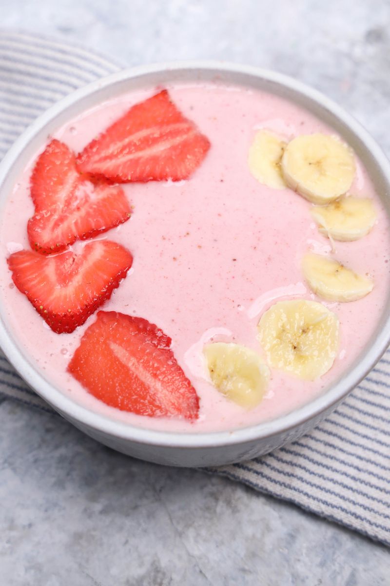 Strawberry Banana Smoothie Bowl - Set 1 - Image 2