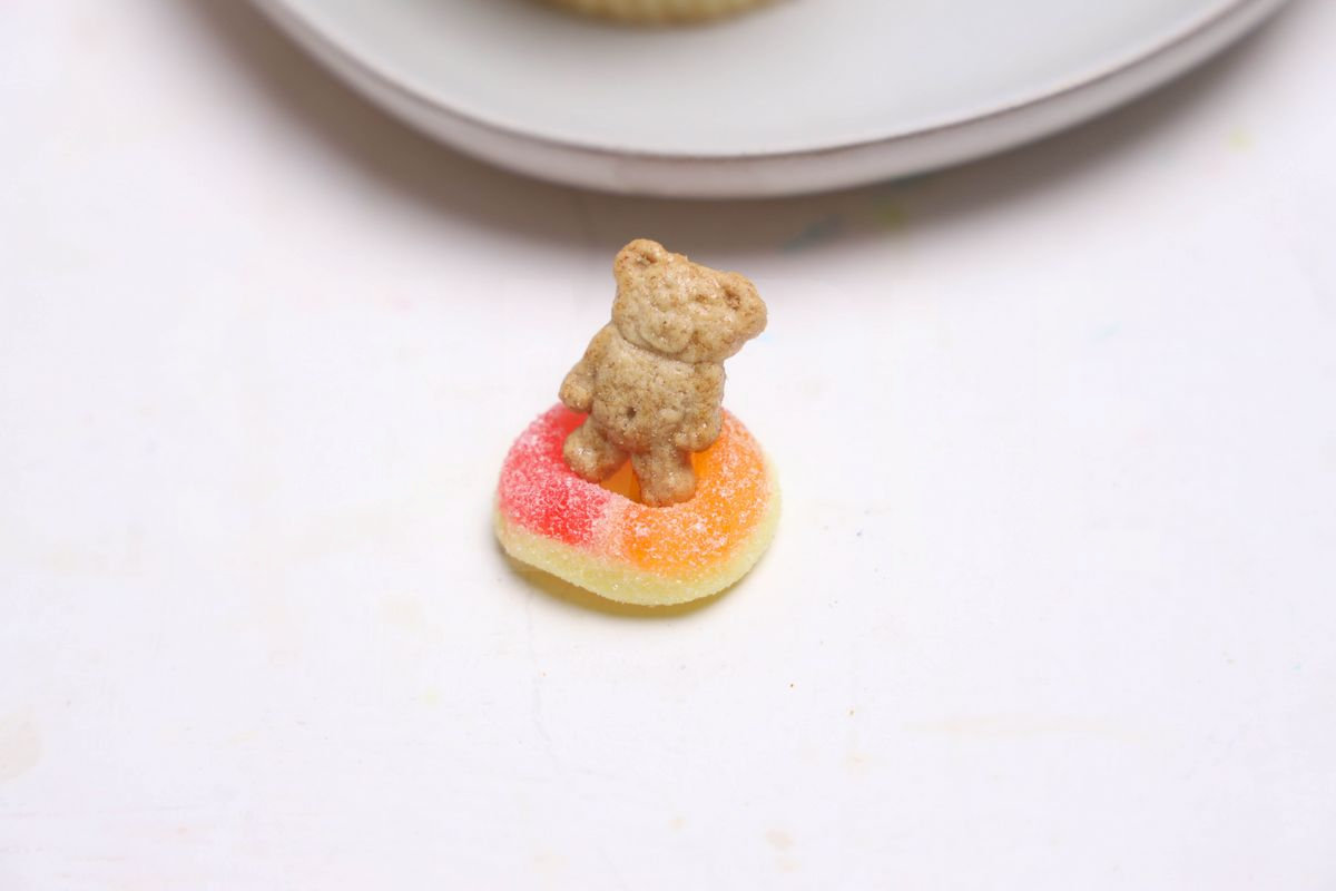 Beach Bear Cupcakes - Set 2 - Image 5
