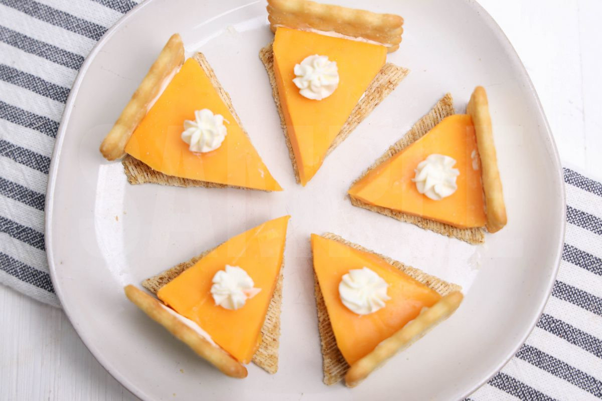 Cheese Cracker Pies - Set 2 - Image 3