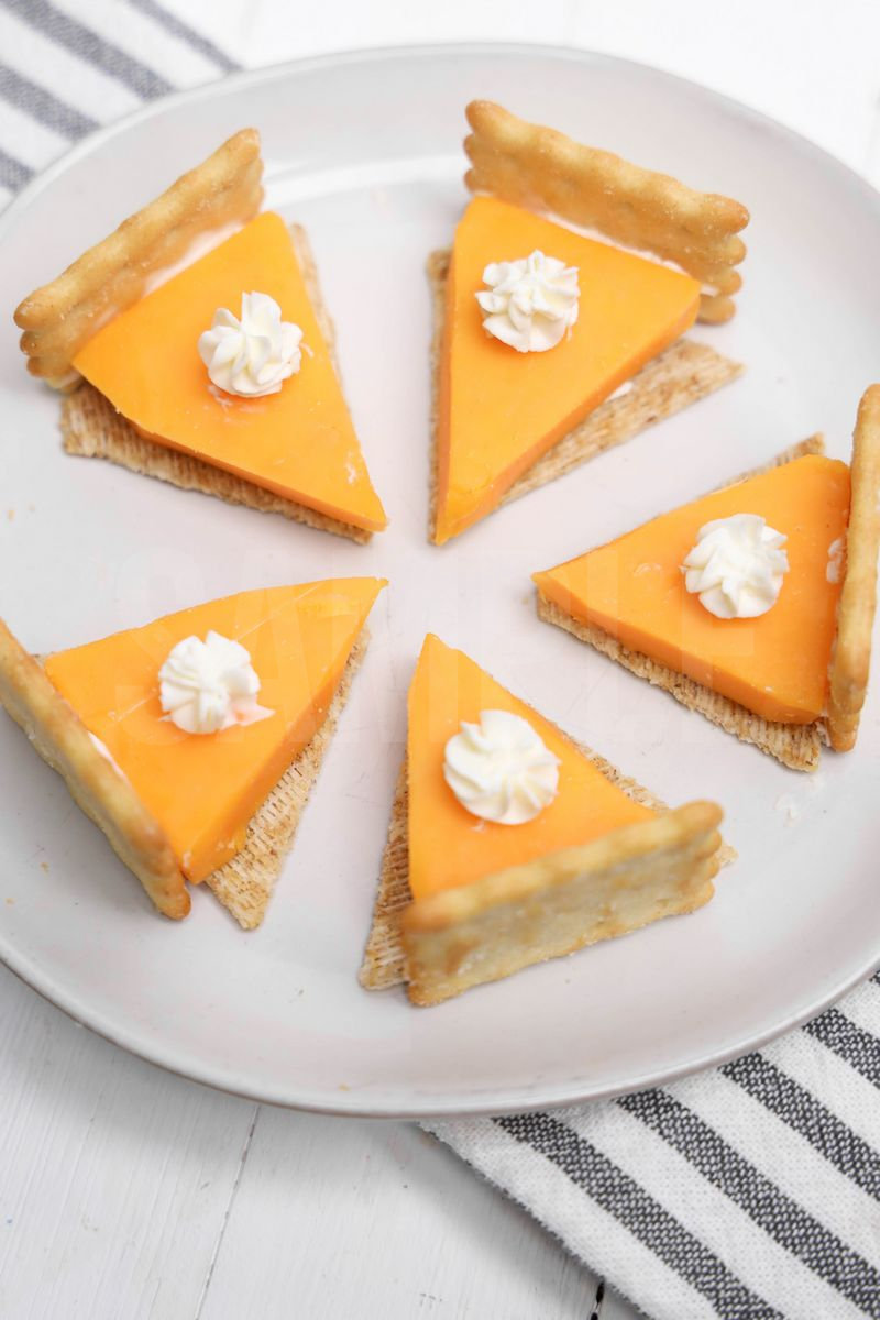 Cheese Cracker Pies - Set 2