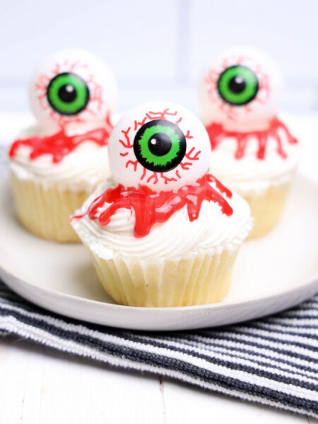 Eyeball Cupcakes - Set 2