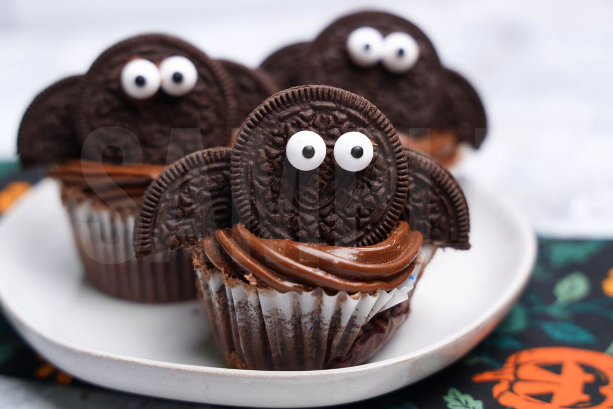 Bat Cupcakes - Set 1 - Image 4