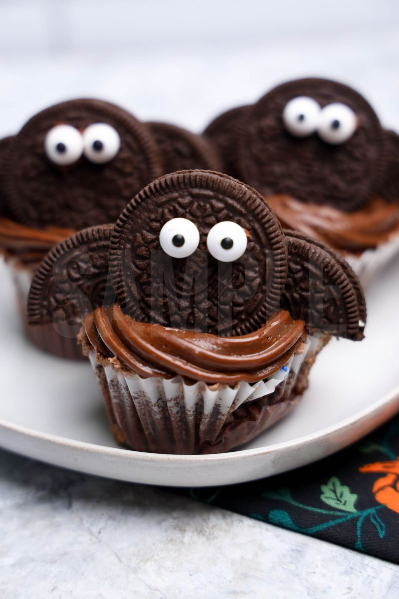 Bat Cupcakes - Set 1