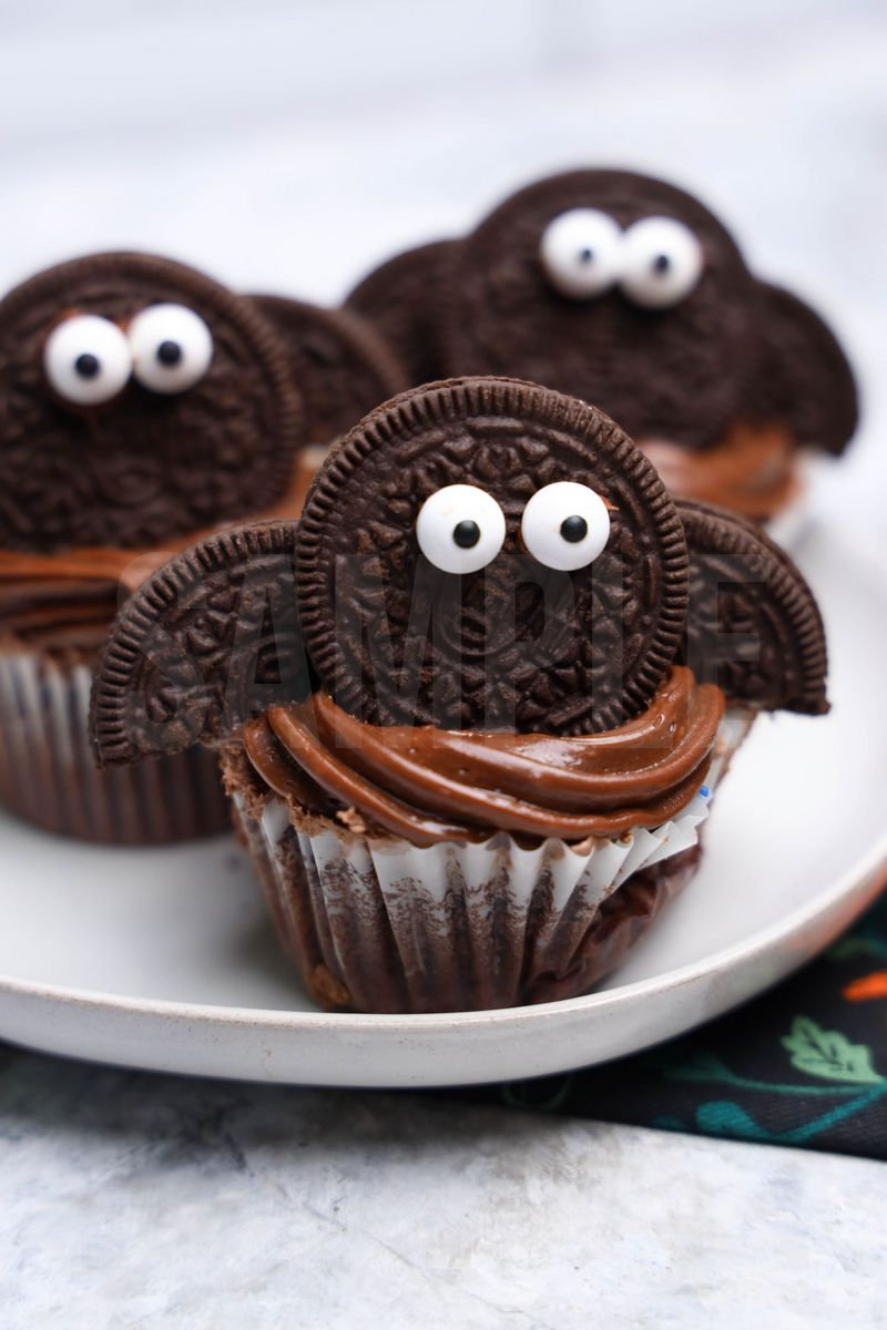 Bat Cupcakes - Set 1 - Image 2