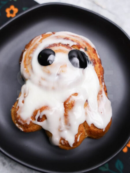 Cinnamon Roll Ghosts - Set 1