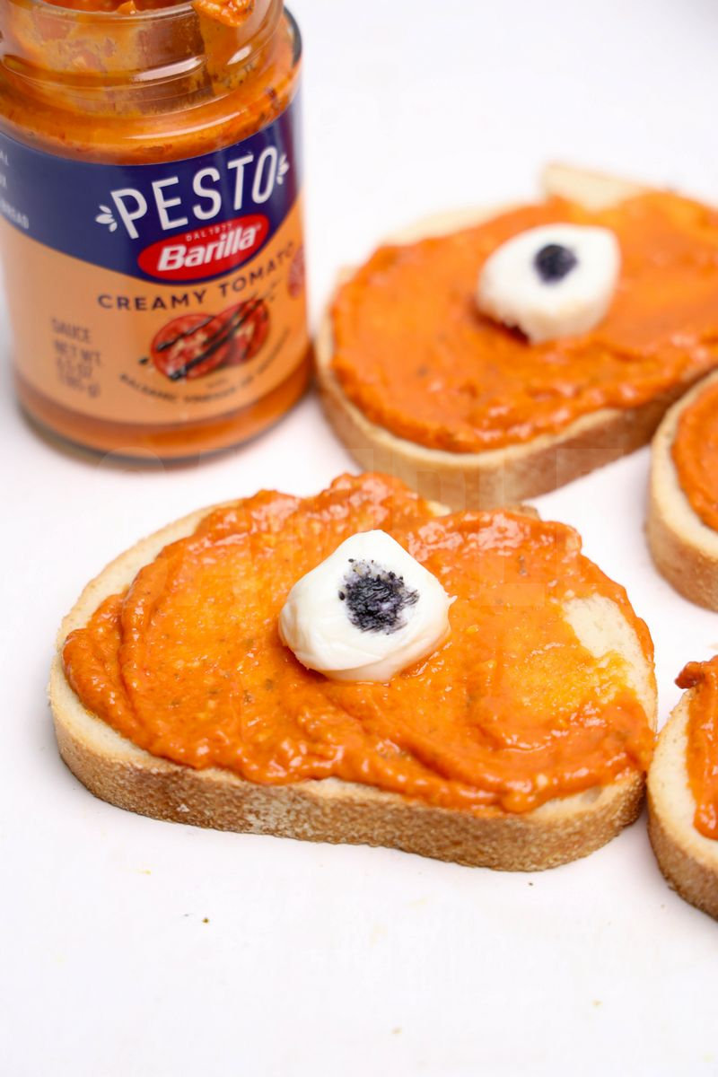 Eyeball Pesto Toast - Set 1 - Image 5