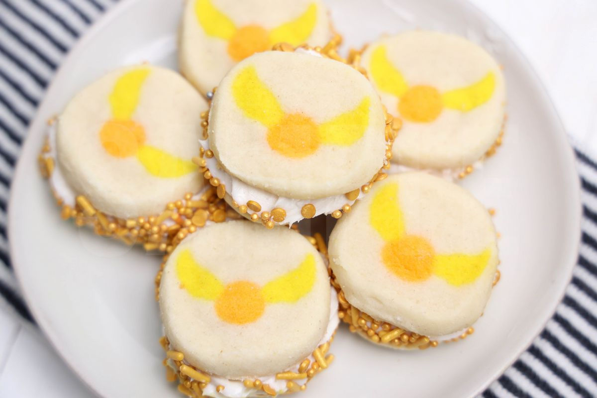 Golden Snitch Frosted Cookies - Set 3 - Image 4