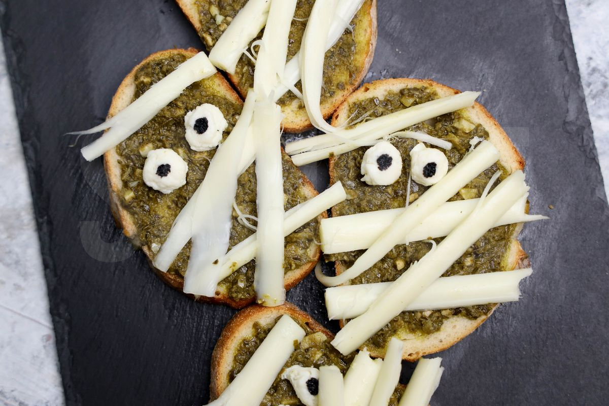 Mummy Pesto Toast - Set 1 - Image 4
