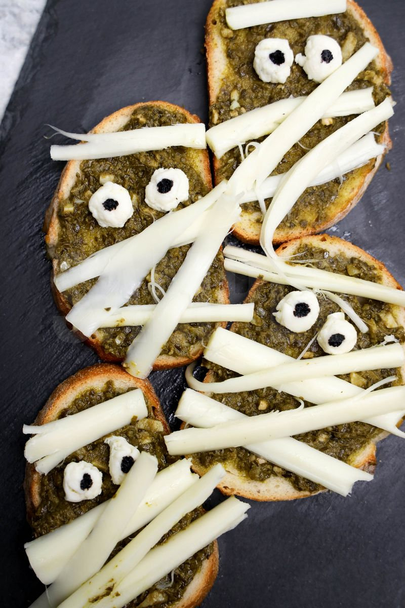Mummy Pesto Toast - Set 1 - Image 3