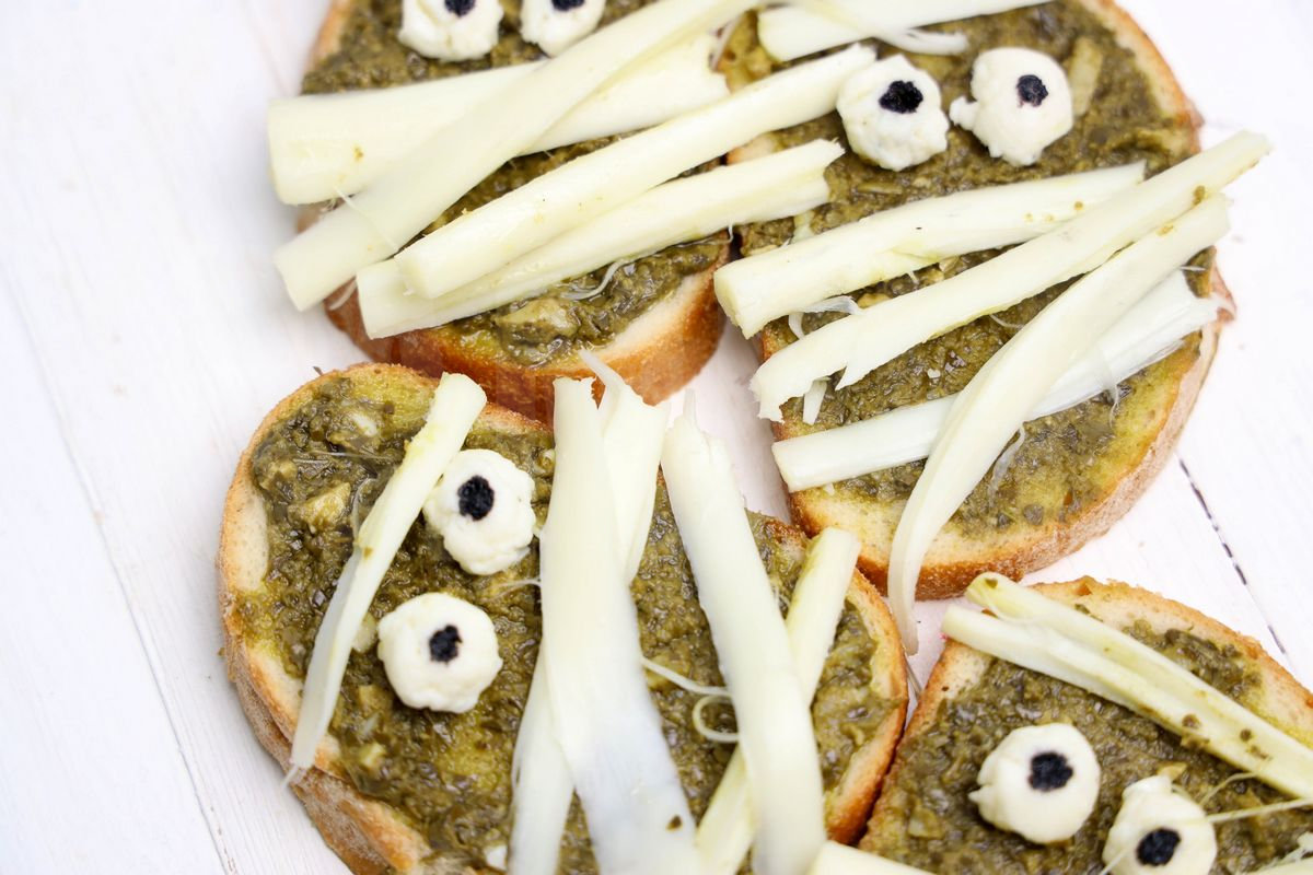 Mummy Pesto Toast - Set 2 - Image 4