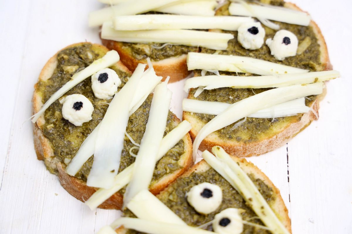 Mummy Pesto Toast - Set 2 - Image 3