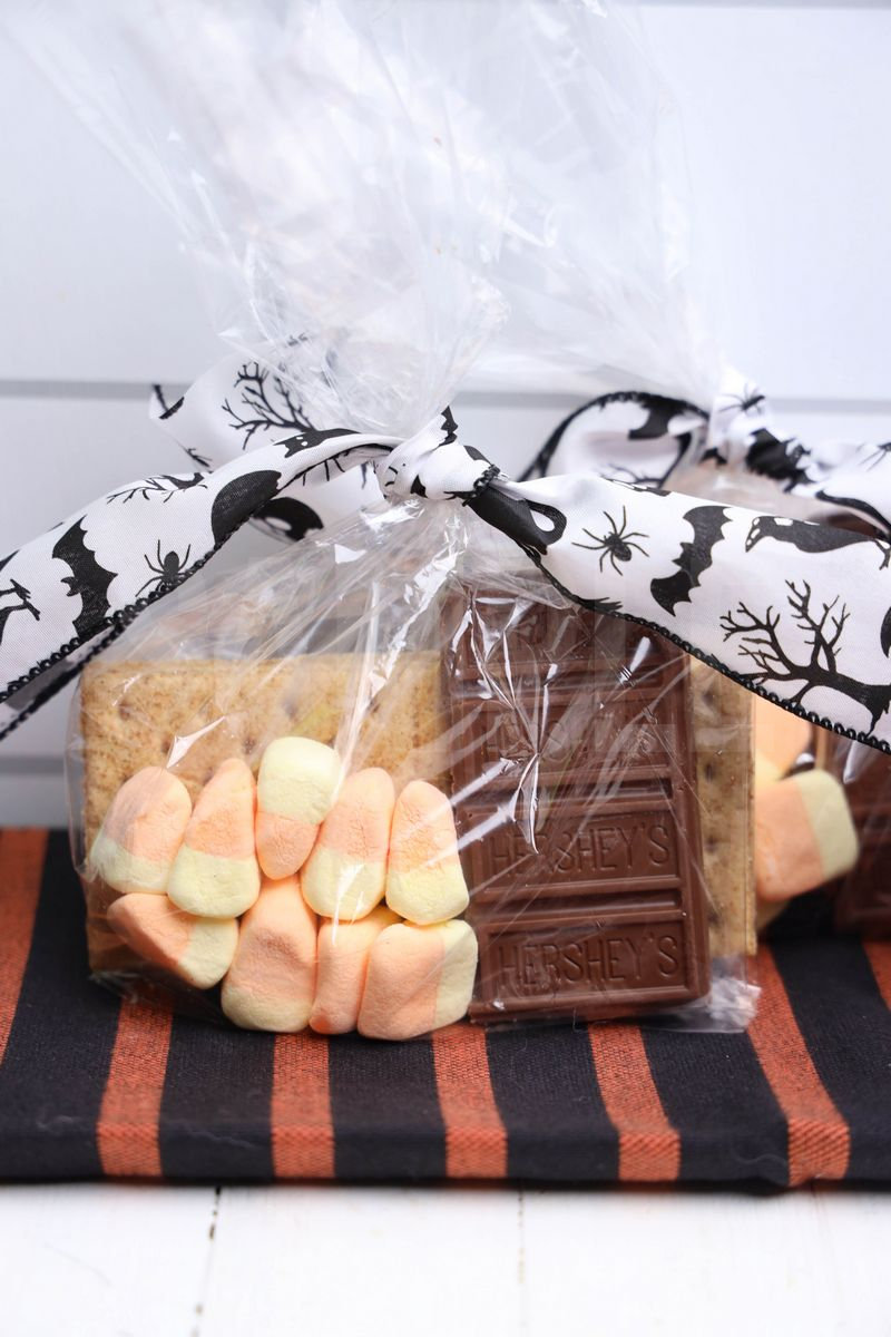 Candy Corn S'mores Kit - Set 3