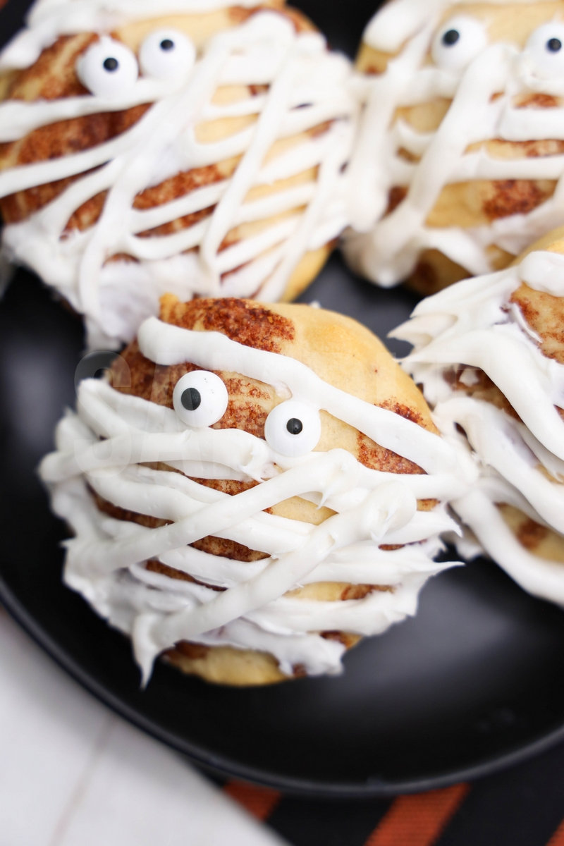 Mummy Cinnamon Rolls - Set 3 - Image 2