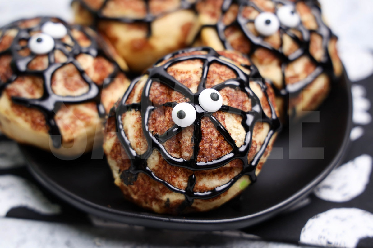 Spider Cinnamon Rolls - Set 1 - Image 3