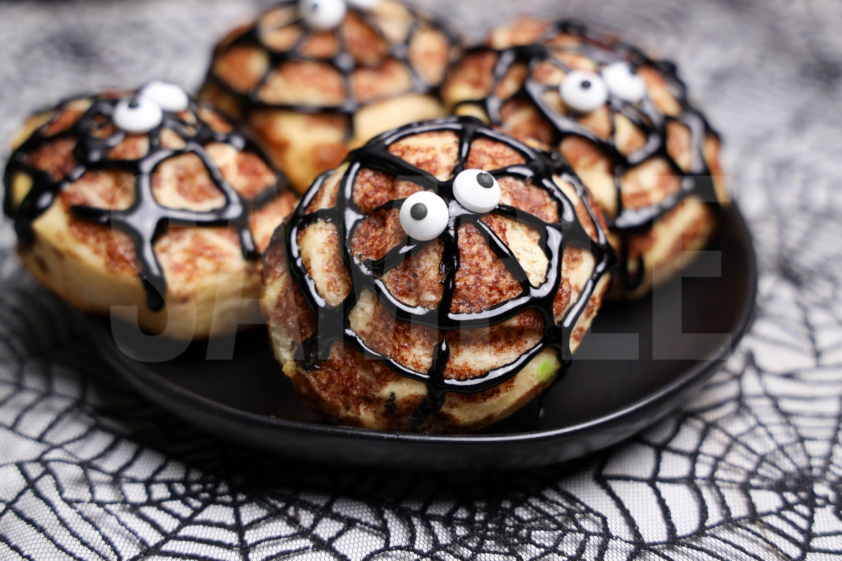 Spider Cinnamon Rolls - Set 2 - Image 3