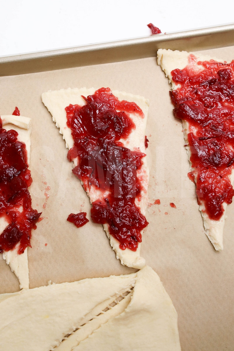 Cranberry Crescents - Set 3 - Image 6