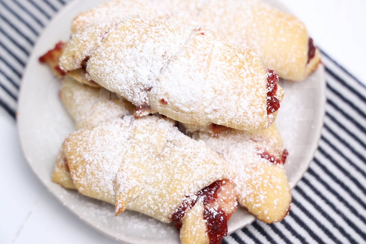 Cranberry Crescents - Set 3 - Image 3