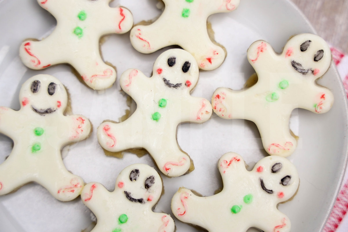 Gingerbread Cookie Dough Chocolates - Set 2 - Image 3