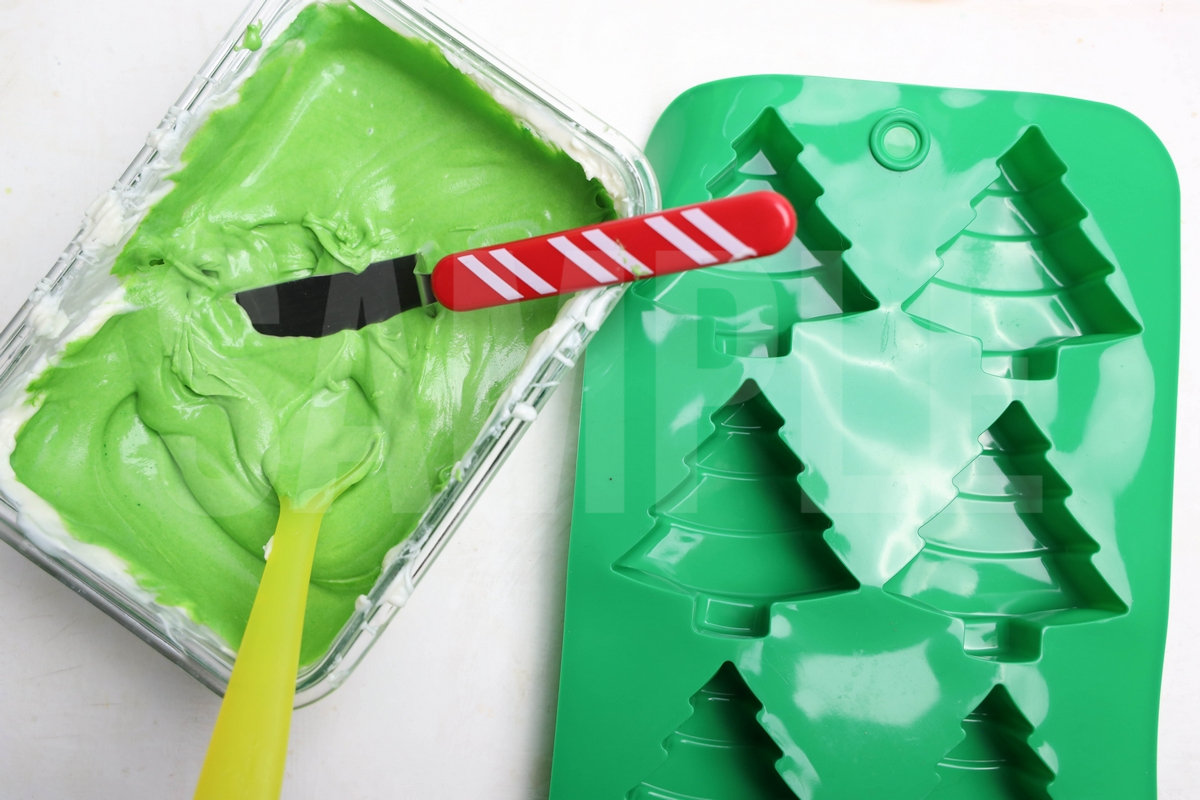 Grinch Heart Chocolate Trees - Set 2 - Image 8