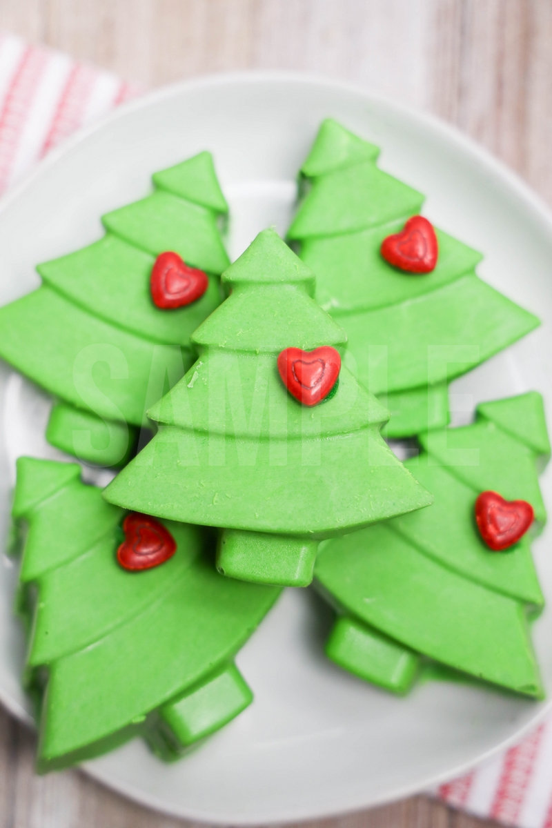 Grinch Heart Chocolate Trees - Set 2