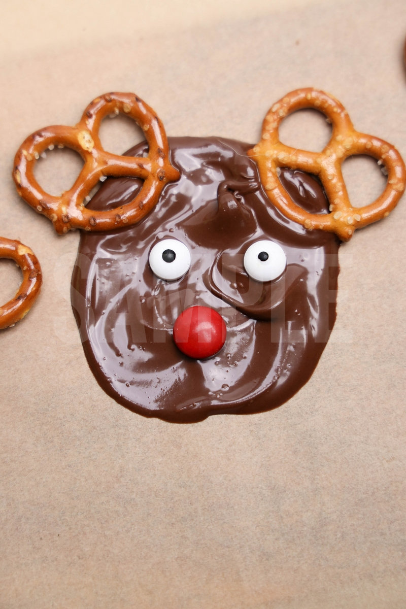Melted Reindeer - Set 3 - Image 8