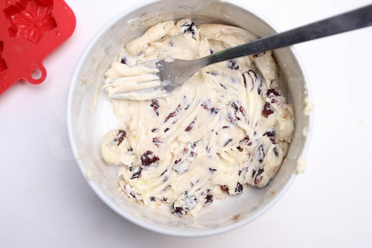 Snowflake Cinnamon Cranberry Butter - Set 1 - Image 6