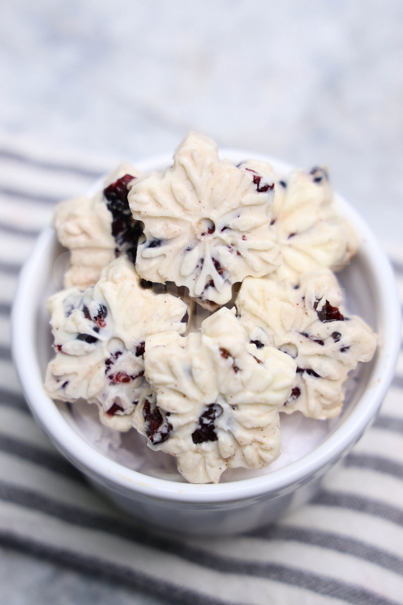Snowflake Cinnamon Cranberry Butter - Set 1