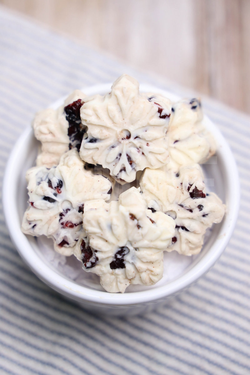 Snowflake Cinnamon Cranberry Butter - Set 2 - Image 4