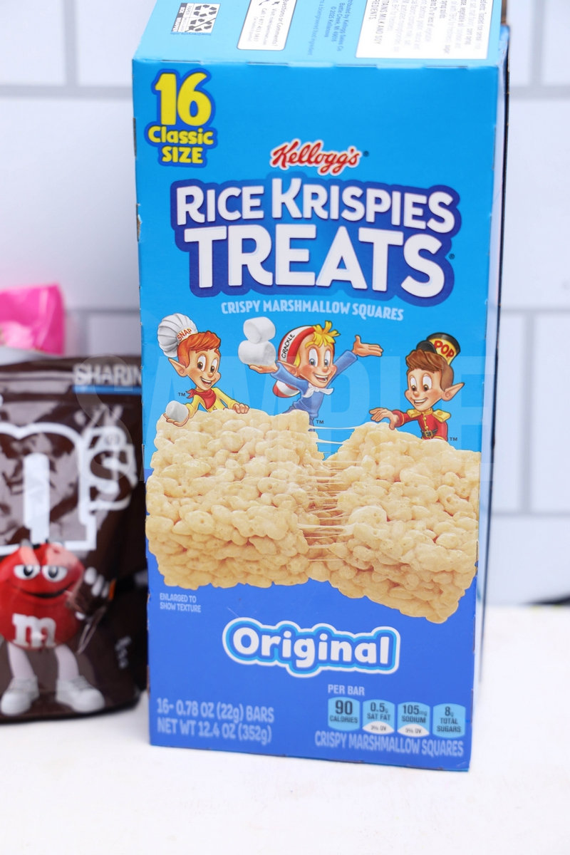 Snowman Rice Krispies Treats - Set 2 - Image 8